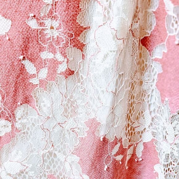 TORRID Foxglove Pink Mini two toned, lace floral, tierd babydoll dress. 1X - Picture 9 of 16